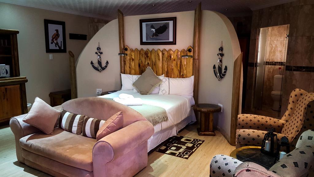 Aark Guest Lodge Vanderbijlpark ภายนอก รูปภาพ