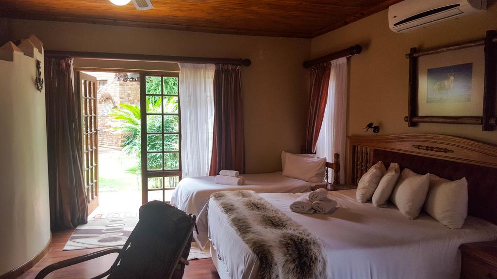 Aark Guest Lodge Vanderbijlpark ภายนอก รูปภาพ