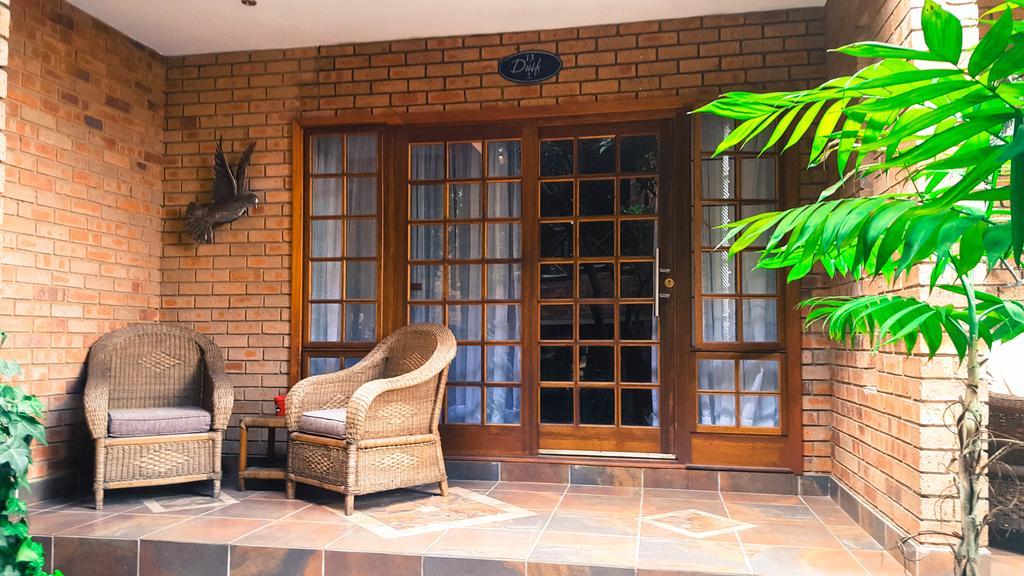 Aark Guest Lodge Vanderbijlpark ภายนอก รูปภาพ